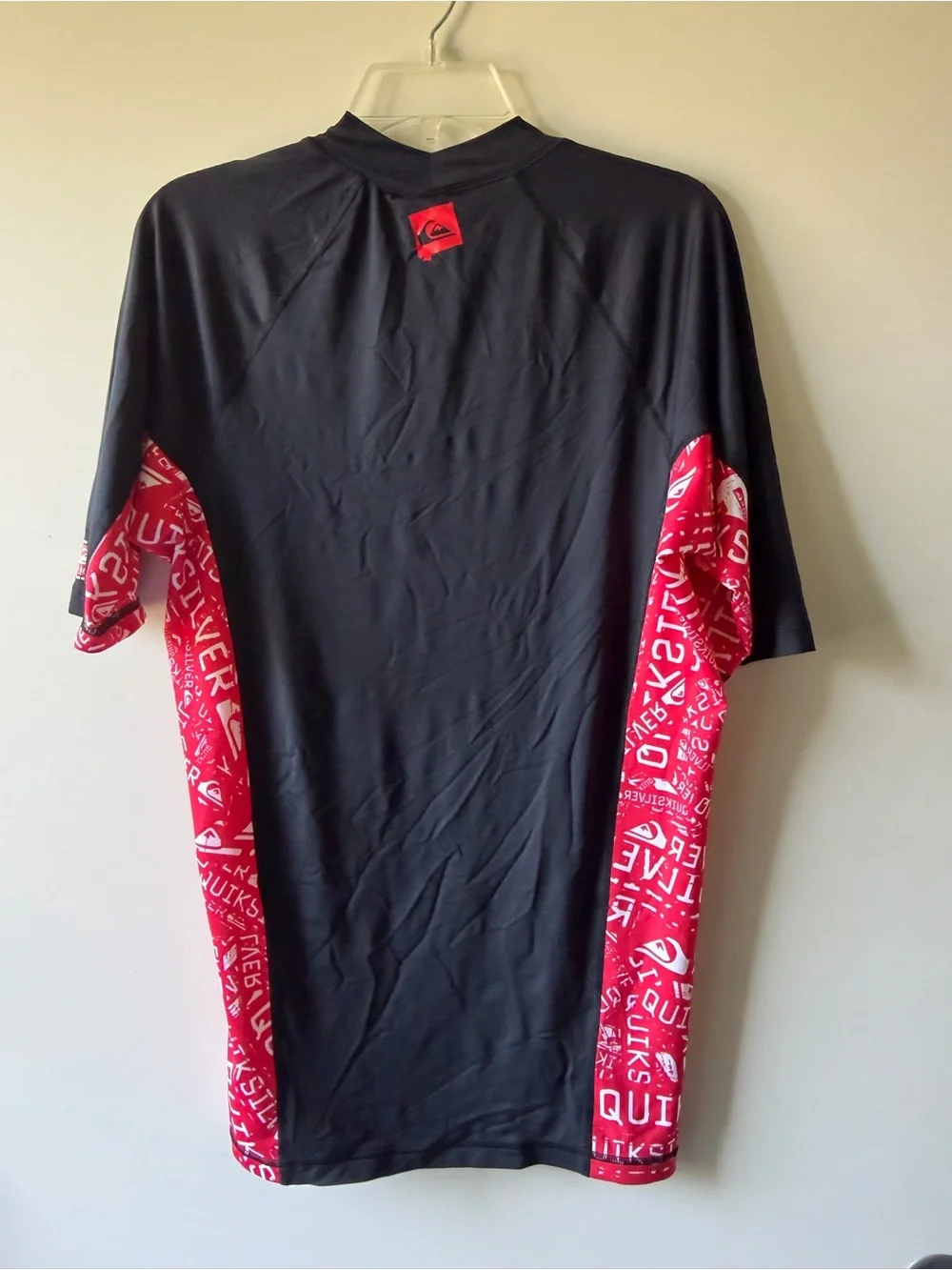 Quiksilver Men's Short Sleeve Rash Guard Swim Shirt XXL